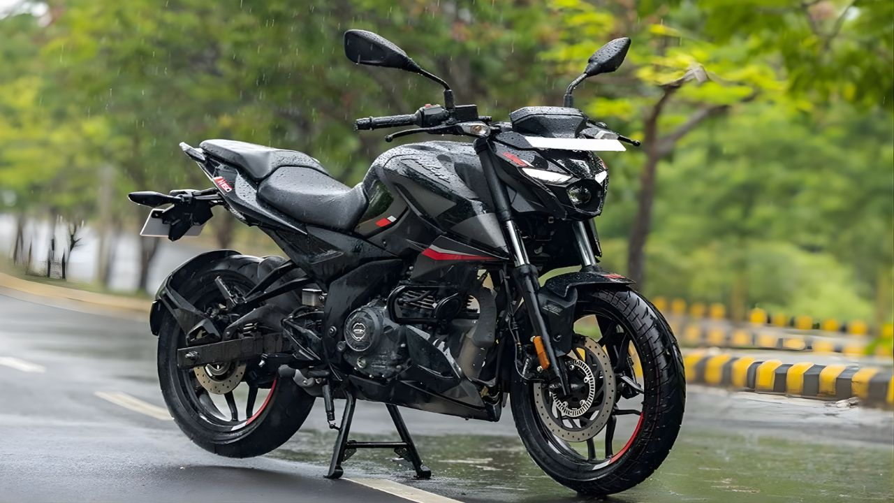 Bajaj Pulsar N160 New Variant Launched With Updated Features